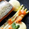 Truite saumonée "Murgat" / Asperges / Orange sanguine & Maltaise / Furikake