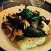 Une belle salade d'été à la truffe