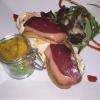 eclair salé a la mousse de foie gras  magret fumé et son chutney au mangue by roman traiteur