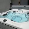JACUZZI THÉRAPEUTIQUE 6 PLACES