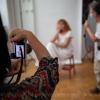 APRENDRE LA PHOTO C'EST FACILE
Vous êtes au bon endroit pour progresser et vous allez aimer
Vous avez toujours voulu apprendre la photo et vous ne savez pas par où commencer. Vous avez essayé les tutoriels sur YouTube mais vous vous rendez compte que cela ne peut pas être suffisant. Vous avez envie d'apprendre en petit groupe en présentiel avec un professeur qui est un vrai photographe professionnel expérimenté et pédagogue qui saura répondre à toutes vos questions. Vous êtes donc au bon endroit et Zoom'Up est fait pour vous.