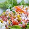 salade de riz maïs tomate et petits pois