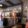 Un aperçu de l'intérieur du magasin
