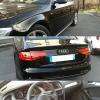 Audi A4 pour mise en vente, nettoyage intérieur et extérieur à la vapeur, polissage du capot à la machine, application d'une cire protectrice.