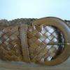 Large ceinture look seventies en cuir tressé