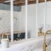 Rénovation d’un appartement à Tours avec création d’une verrière sur mesure pour garder la luminosité dans la pièce 