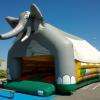Château gonflable Eléphant géant. 
