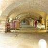 sous les arches de la place aux Herbes