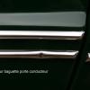 Voilà comment Vintage Import 87 fixe une baguette de porte sur laquelle une simple agrafe était manquante 