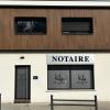 Porte d'entrée de l'étude de Maître Pérignon à Léognan