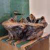 Vasque salle de bain artisanale - Souche d'arbre naturelle et résine époxy