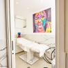Clinique esthétique spécialisée en soins du visage, médecine esthétique et accompagnement beauté personnalisé.